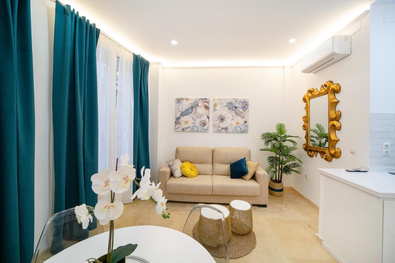 Malaga Historical Centre Luxury Apartment Екстер'єр фото